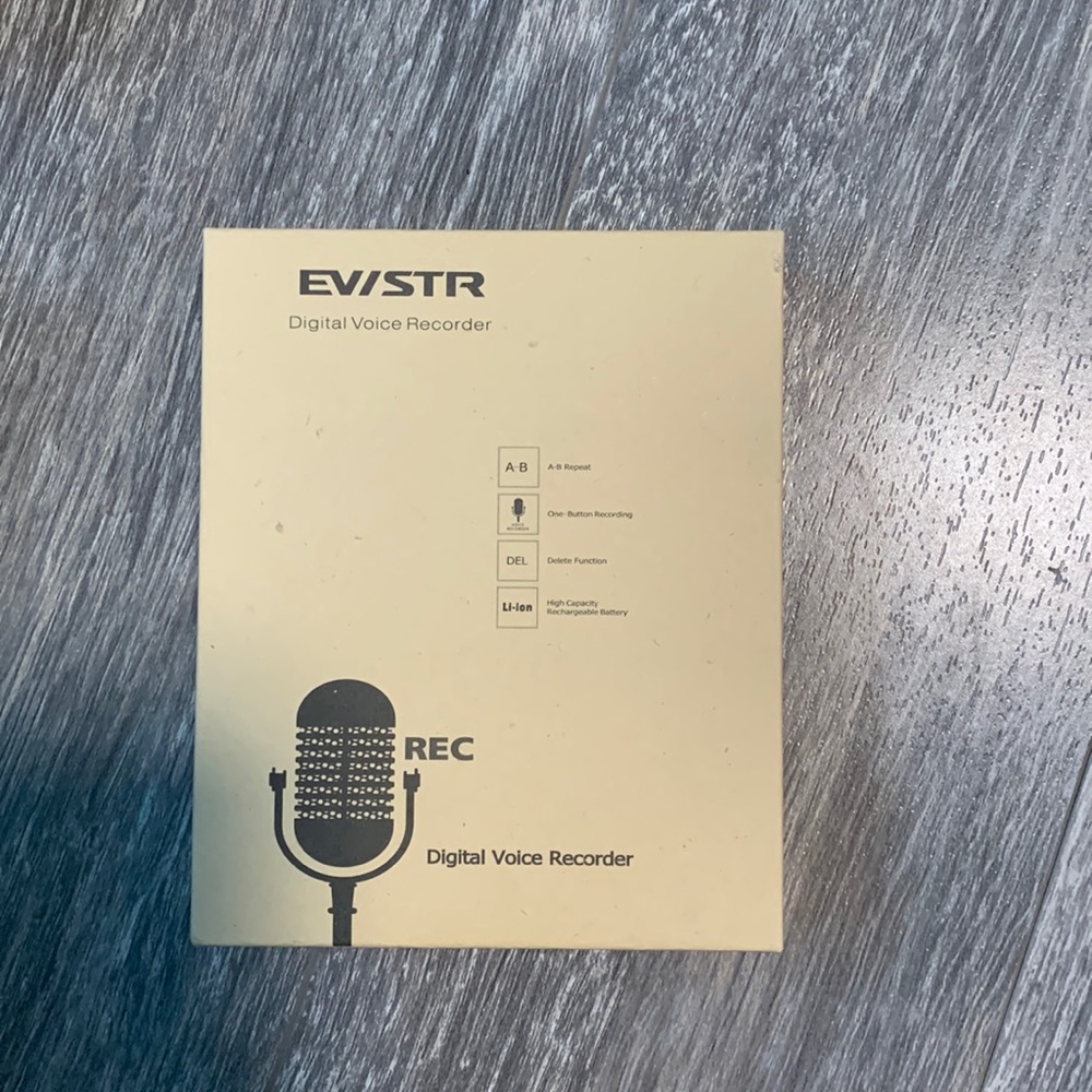 Evistr 16BG digital voice recorder with playback (new in box)